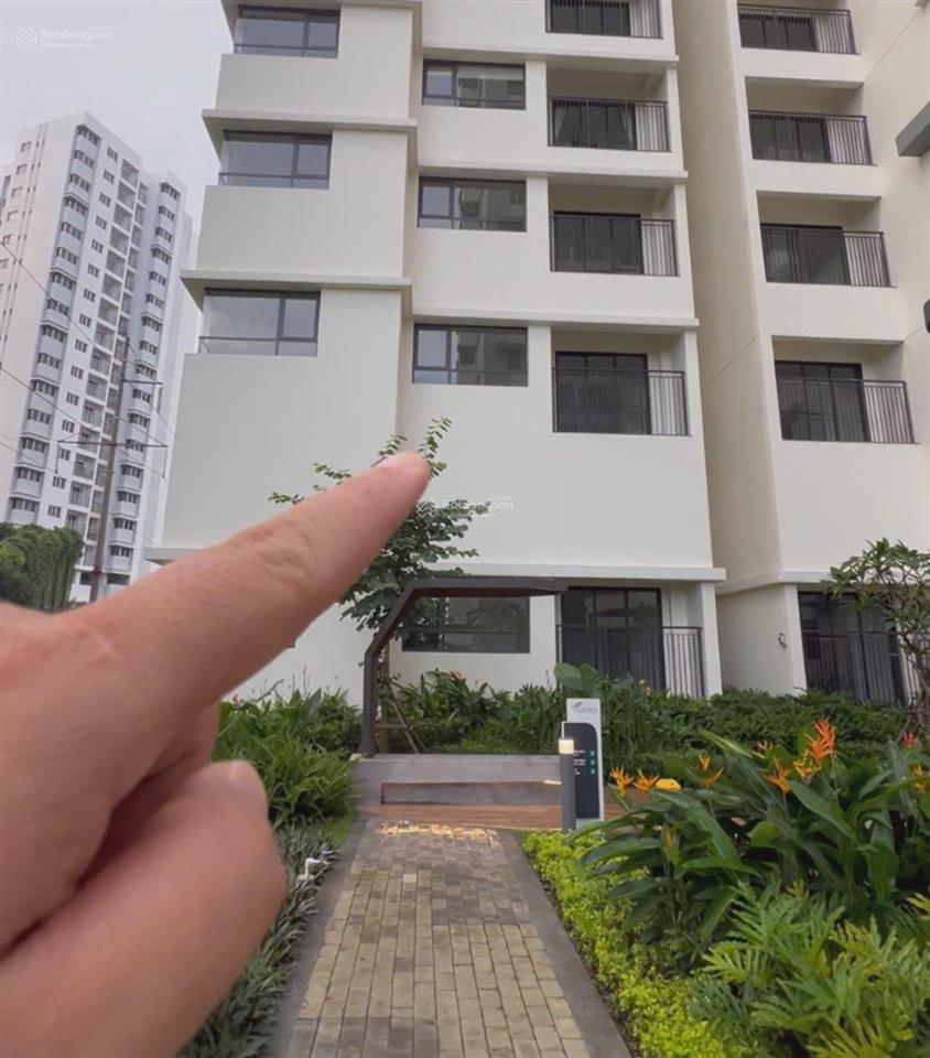 Gấp bán căn 3pn  view vườn  full nội thất  4,3 tỷ  nhà mới 100%
