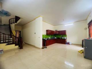 Bán nhà tô hiệu  lê lợi 46m 3 tầng, phân lô, ô tô, thông chỉ 8.9 tỷ