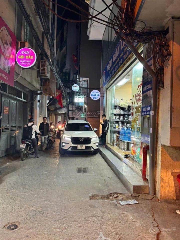 Bán đất mp vũ trọng phụng, nguyễn trãi, quan nhân, 270m mặt tiền 16m ô tô tránh, vỉa hè giá 69 tỷ