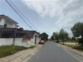 2tỷ550tr  đất nghi hoà  p. cửa lò
đường nhựa liên xã rộng 12m
đất đấu giá tái định cư xen ghép