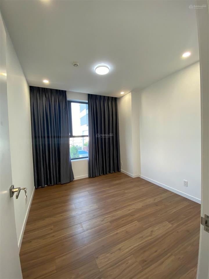 Căn góc d'lusso 2pn 75m² view hồ bơi & sông| đông nam, chỉ 6 tỷ 4  0798 022 ***