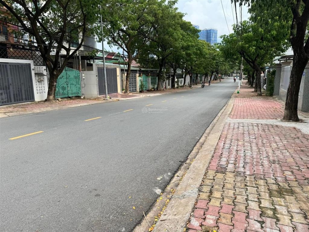 Đất mặt tiền lý tự trọng phường phú thọ tdm bình dương diện tích 112,9m2 thổ cư 69.3m2, 4 tỷ 9