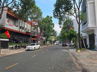 Siêu hiếm đất khu dân cư chánh nghĩa mặt tiền kinh doanh 5x20 , thổ cư 100%
giá  7 tỷ 5 tl
