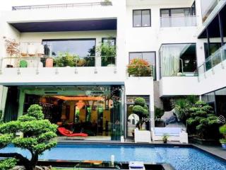 Bán biệt thự tú xương, ph võ thị sáu, q3  15,5 x 26m  827,3 m2  2 tầng  250 tỷ