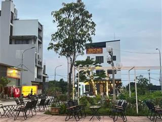Bán lô đất đấu giá x3 đông la hoài đức view vườn hoa.  0983 477 ***