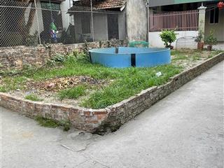 Bán lô góc 3 mặt thoáng đường thông ô tô con vào đất đồng nhân đông la trong đê.  0983 477 ***