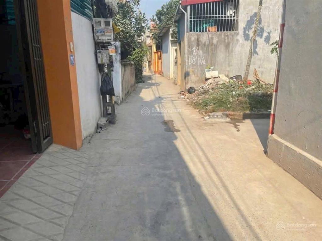 Bán lô góc 41m2 đường thông tại la tinh đông la giáp dương nội hà đông. 0983 477 ***