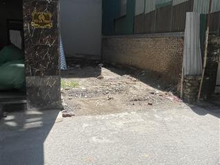 Bán 40m2 đất mặt đường la tinh đông la.  0983 477 ***