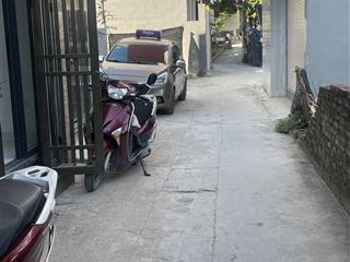 Bán nhà 5 tầng lô góc đồng nhân đông la ô tô vào tận nơi 4650tr.  0983 477 ***