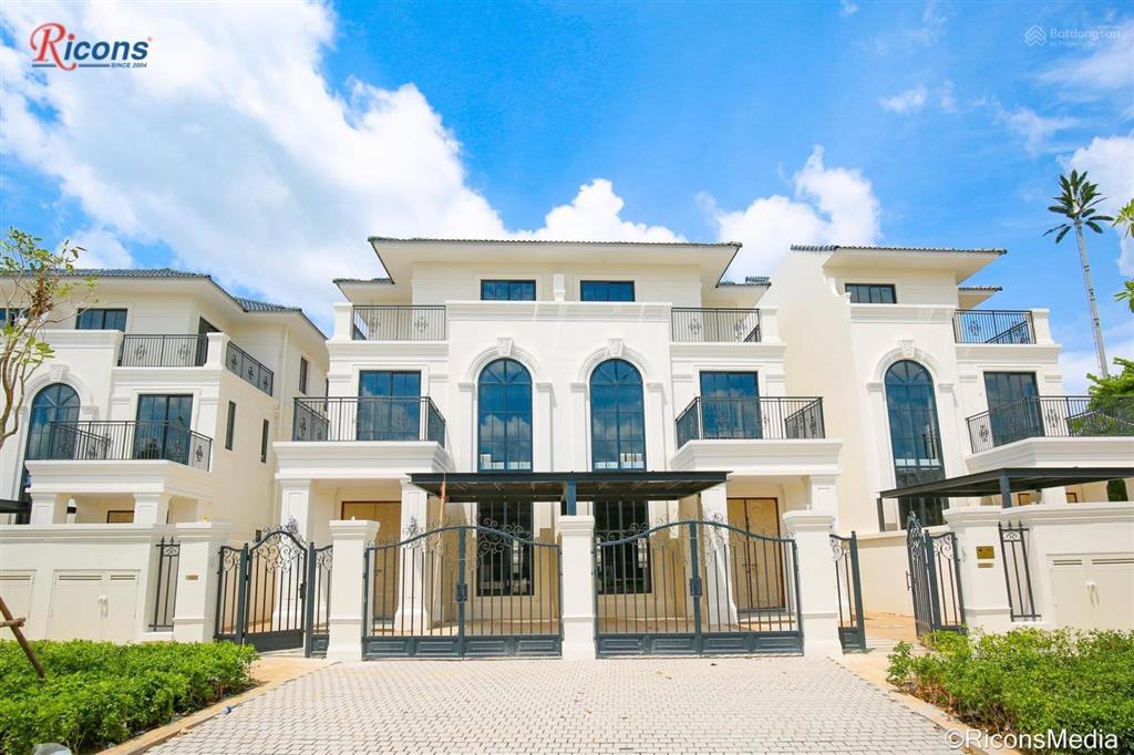 Bán gấp biệt thự song lập swanbay zone 4.2, dt 160m2, giá cực rẻ 13,4 tỷ full tất cả thuế phí