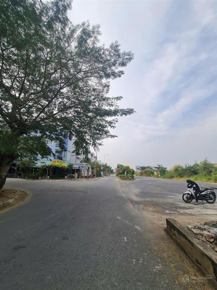 Lô góc  hàng hiếm giá 55trđ/ m2