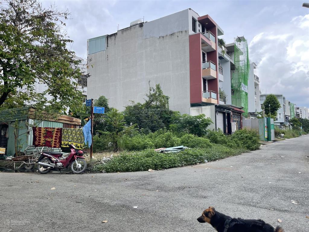 Lô đất đối diện công viên  kdc 13e