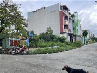 Lô đất đối diện công viên  kdc 13e