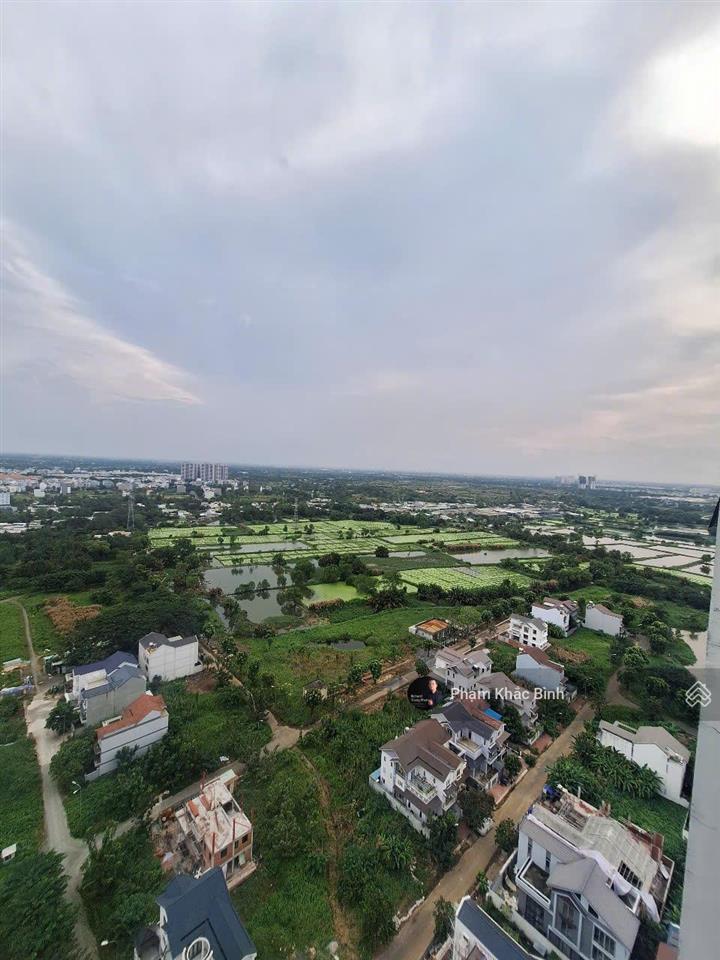 Căn sky villa  tầng 24 saigon intela (căn duy nhất) bán