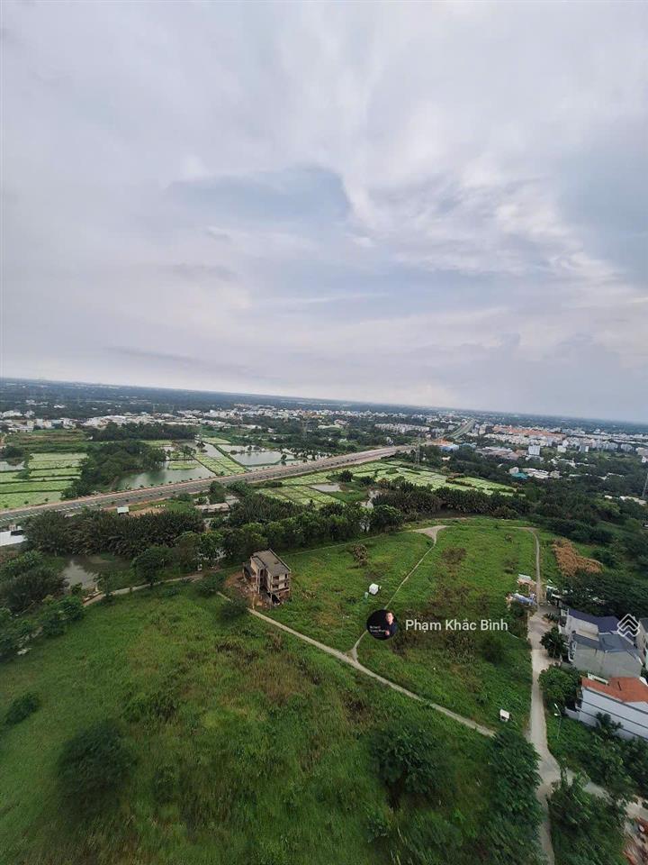 Căn sky villa  tầng 24 saigon intela (căn duy nhất) bán