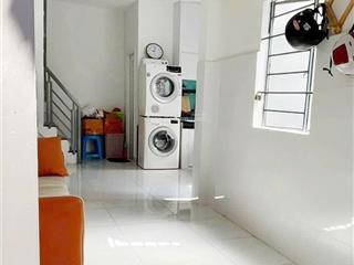 Nhà bán chính chủ nguyên hồng p11 bình thạnh