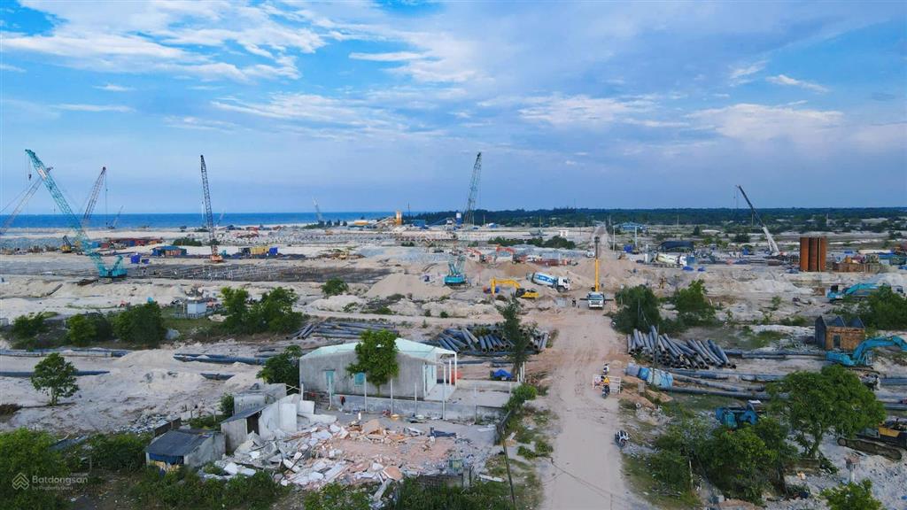 Bán đất biển quảng trị giá chỉ từ 2xx  4xx triệu/lô gần cảng mỹ thủy