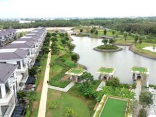 Tôi chính chủ cần bán gấp nhà phố lavila, dt 5,5 x 17,6m, giá 10,7 tỷ.  0931 799 *** duy