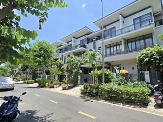 Chính chủ bán gấp giá 11 tỷ  0931 799 *** duy