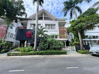 Bán gấp biệt thự ngân long. nhà full nội thất. giá 24 tỷ  0931 799 *** duy