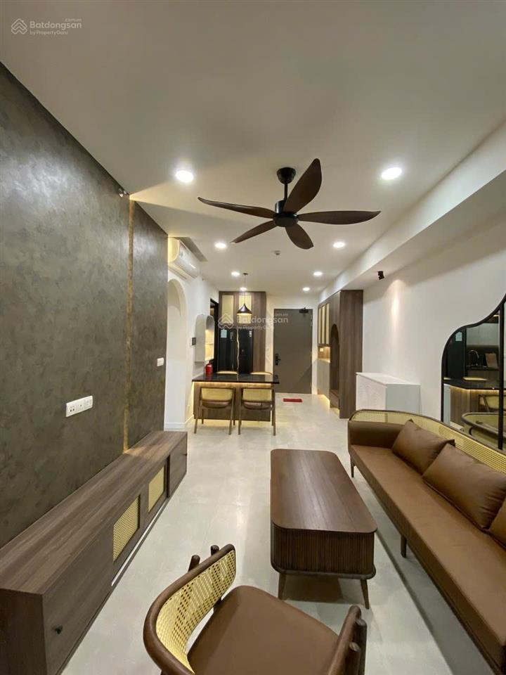 Bán căn hộ the antonia dt 89m2, view biệt thự, kèm ô xe hơi. 0909 168 ***