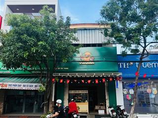 Cực hiếm ! 140m2 mặt tiền 10,5m đường núi thành đối diện ubnd phường hòa cường. dt 20 triệu/ tháng