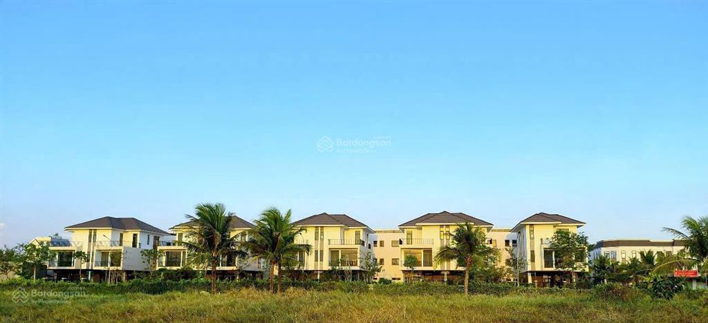 Bán căn góc biệt thự 170m2 đường 16m đối diện sân golf (3 tầng)