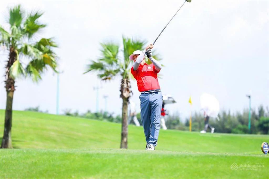 Bán căn góc biệt thự 170m2 đường 16m đối diện sân golf (3 tầng)