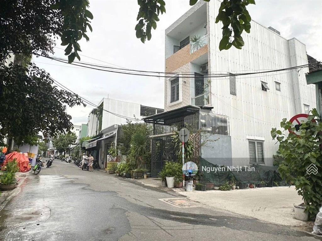 Đất 4 mặt 9x20m gần bùi tá hán, trần trọng khiêm tiện xây căn hộ cho thuê