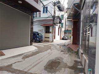 Nhà đẹp ngay nhổn dân xây ô tô 7 chỗ đỗ cửa40m25 tầng nhỉnh 5 tỷ