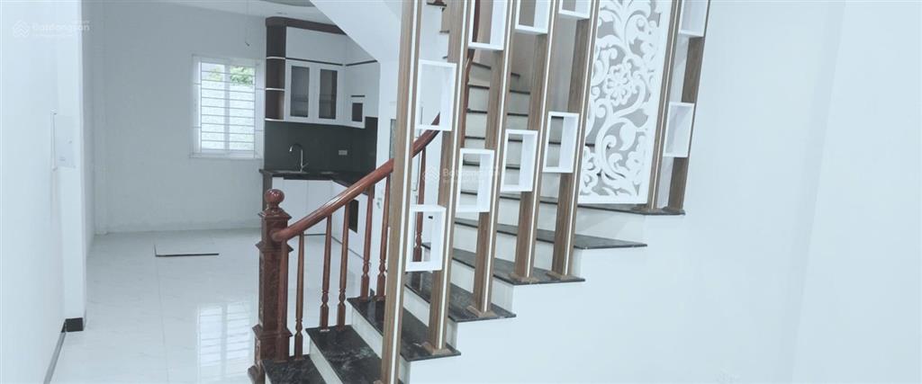 Nhà đẹp ngay nhổn dân xây ô tô 7 chỗ đỗ cửa40m25 tầng nhỉnh 5 tỷ