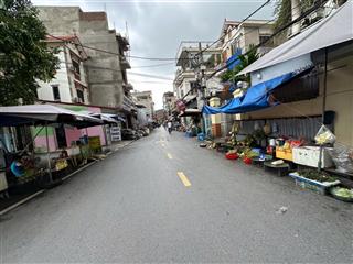 Chính chủ bán mảnh đất 65m2 ngay nhổn, đh công nghiệp, ô tô vào, 10m ra trục chính kd sầm uất