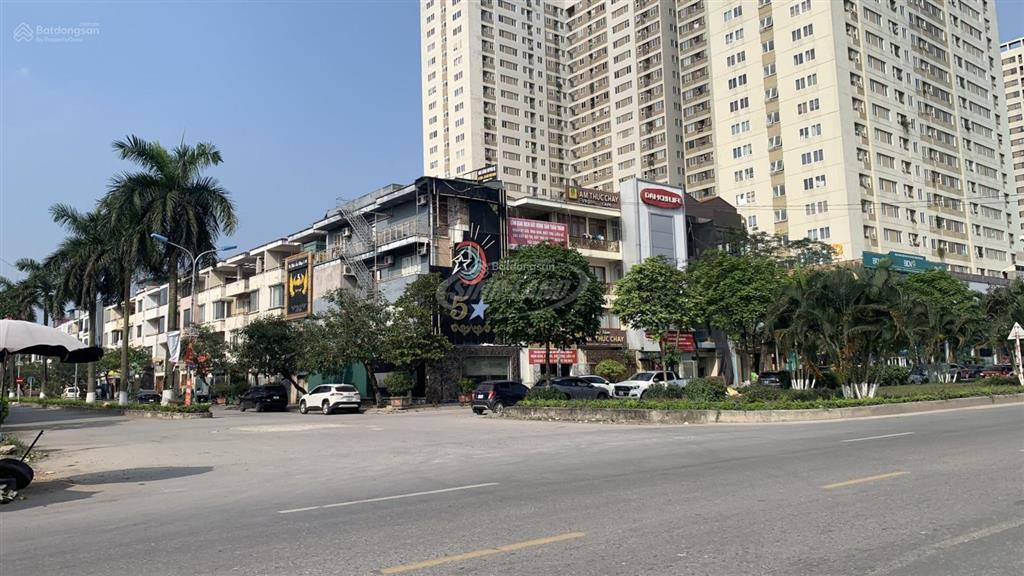 Ngay ngã tư trôitrung tâm xã hoài đức 40m26 tầng, lô gócthang máy, ôtô vào nhà, thông các ngả