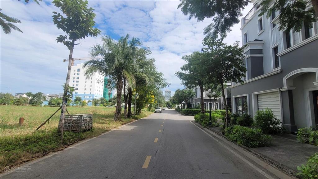 Bán đất nền biệt thự hiếm hoi sát biển nhất cách bãi tắm chỉ 300m, trung tâm bãi cháy giá đầu tư