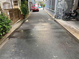 Bán nhà hẻm xe hơi đường nguyễn trọng tuyển phường 1, tân bình dt 10x21m giá chỉ 33 tỷ