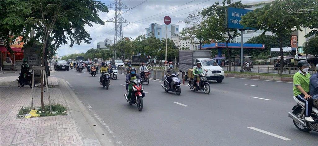 Bán nhà góc 2 mặt tiền đường kinh dương vương phường an lạc, bình tân. dt 18x60m giá chỉ 119 tỷ