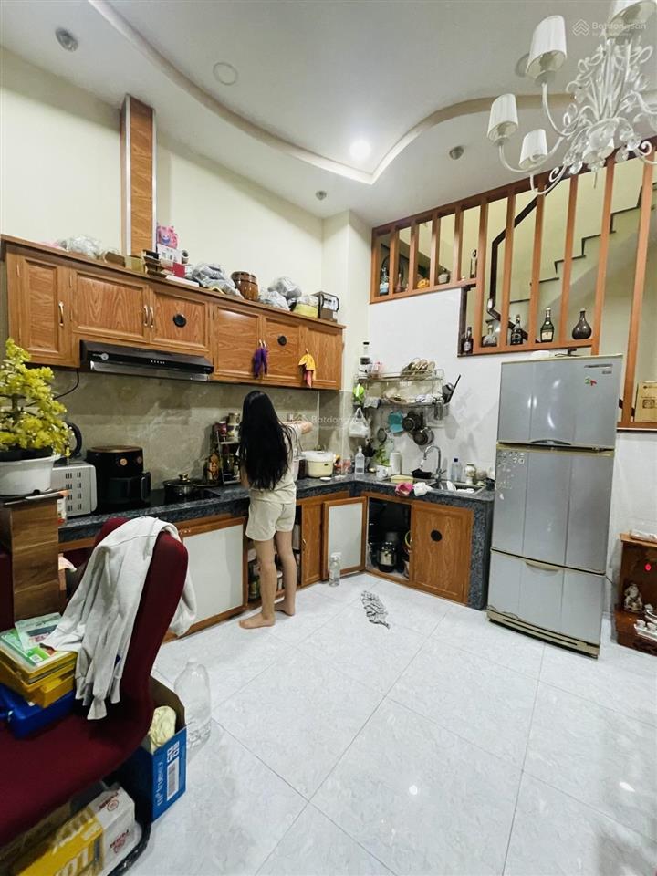 Nhà 1 trệt 1 lầu hẻm 5m đường bình chiểu, sổ hồng riêng hoàn công, giá 4.4 tỷ,  0939 415 ***