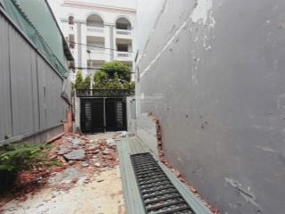 Bán gấp 55m2 ngang 4m đất thổ cư đường nhựa 2 xe tải tránh nhau, ngay nhờ thờ khuyết tâm. sổ hồng r