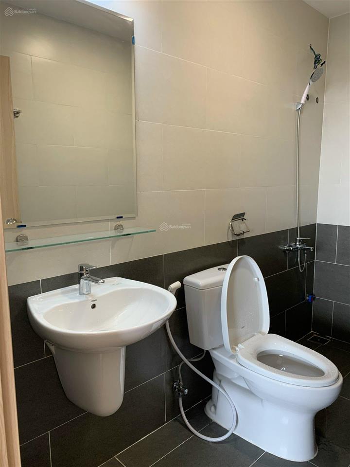 Bán gấp căn hộ góc 2pn 2wc rẻ hơn thị trường dt 60m2 cửa chính đông nam đã có sổ hồng, 0901 465 ***