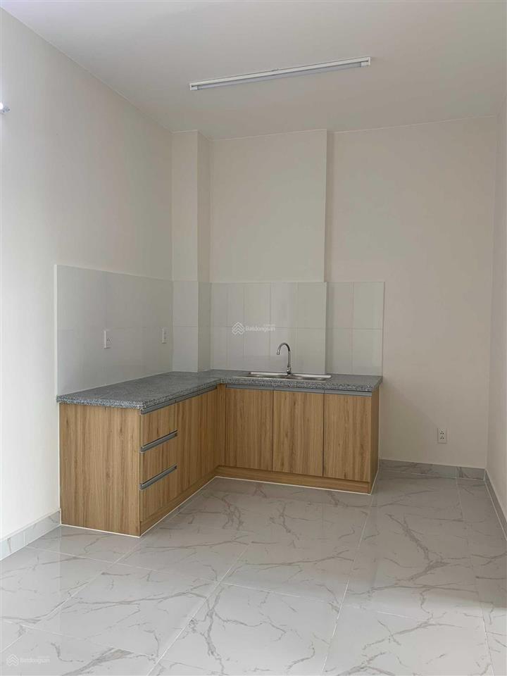 Bán gấp căn hộ góc 2pn 2wc rẻ hơn thị trường dt 60m2 cửa chính đông nam đã có sổ hồng, 0901 465 ***