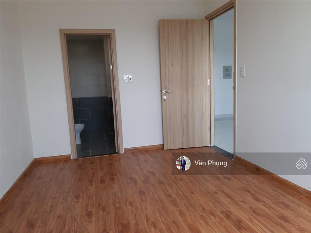 Kẹt tiền bán căn hộ chung cư gần ngã 4 bình phước vạn phúc city 2pn 2wc 70m2 có sổ hồng giá 1.950tỷ