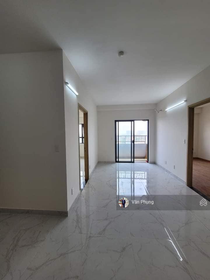 Kẹt tiền bán căn hộ chung cư gần ngã 4 bình phước vạn phúc city 2pn 2wc 70m2 có sổ hồng giá 1.950tỷ