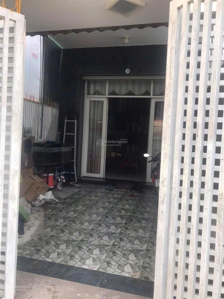 Bán nhà 4 tầng ngay siêu thị go ql1k, kế bên làng đại học, xe hơi ngủ trong nhà sử dụng 180m2 4x17m