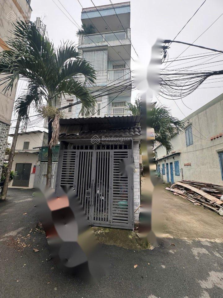 Bán nhà 4 tầng ngay siêu thị go ql1k, kế bên làng đại học, xe hơi ngủ trong nhà sử dụng 180m2 4x17m