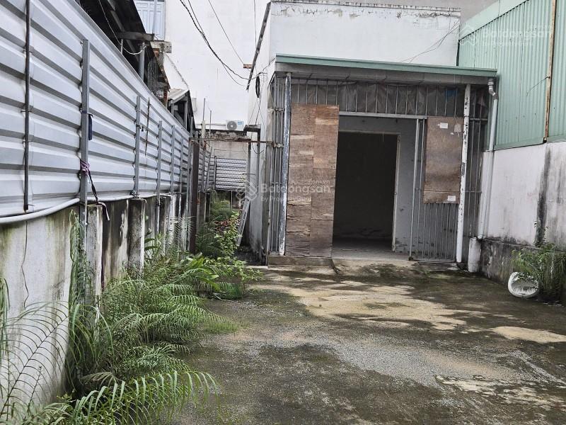 Giảm chào bán nhanh trong tháng lô đất tặng nhà c4 dt 109m2 (5.7x22) đất thổ cư xây dựng hoàn công