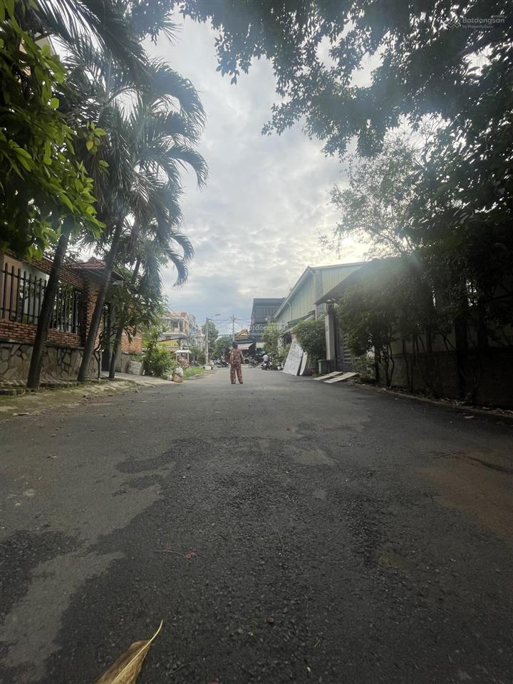 Lô đất vip hiệp bình chánh 235m2 nhỉnh 15 tỷ sổ sạch vuông vứt, trống tiện xây mới. hỗ trợ vay bank