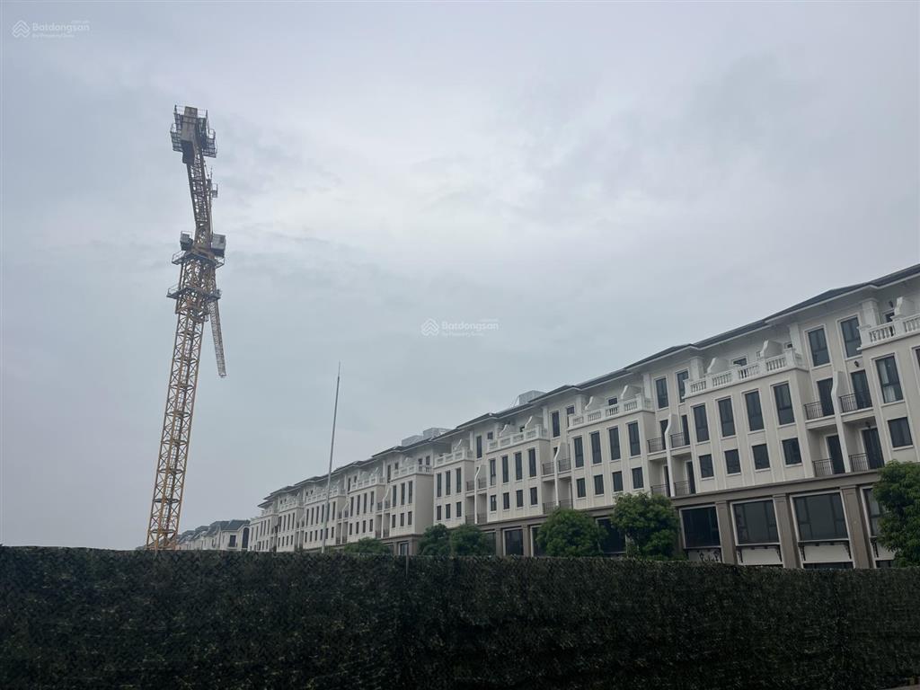 Thời đại 75m đối diện 10 toà chung cư masterri vinhomes ocean park 3 14,2tỷ