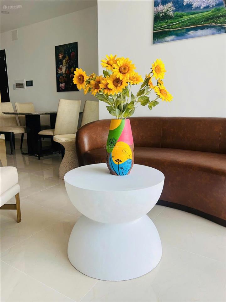 Gấp! bán phú đông sky garden 2pn  68m2,giá 3.4 tỷ hđmb.  em 0706 679 ***