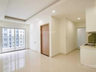 Bán ch lavita charm view đẹp, tầng trung, có nội thất đẹp 2pn 3.3 tỷ call 0706 679 ***