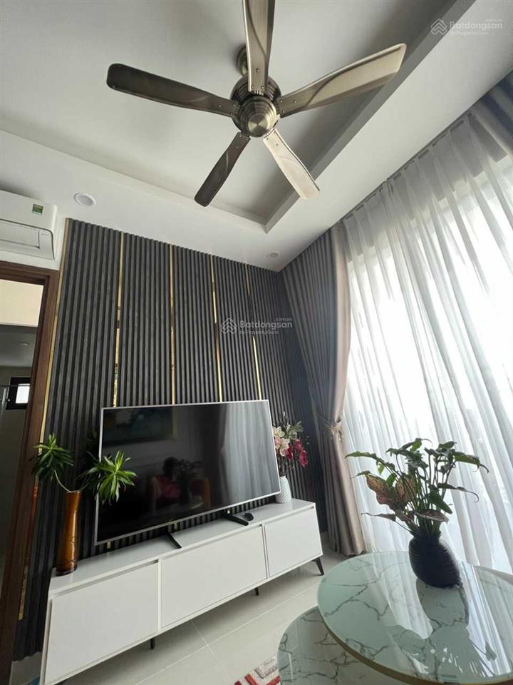 Thuê ch q7 riverside 1pn1wc 8tr/th đẹp lắm, gia đình, sinh viên thuê tốt lắm 0931 877 ***
